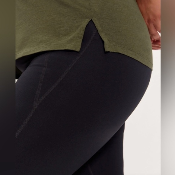 GIRLFRIEND COLLECTIVE Fern Cupro V-Neck Tee XXL - Picture 5 of 9